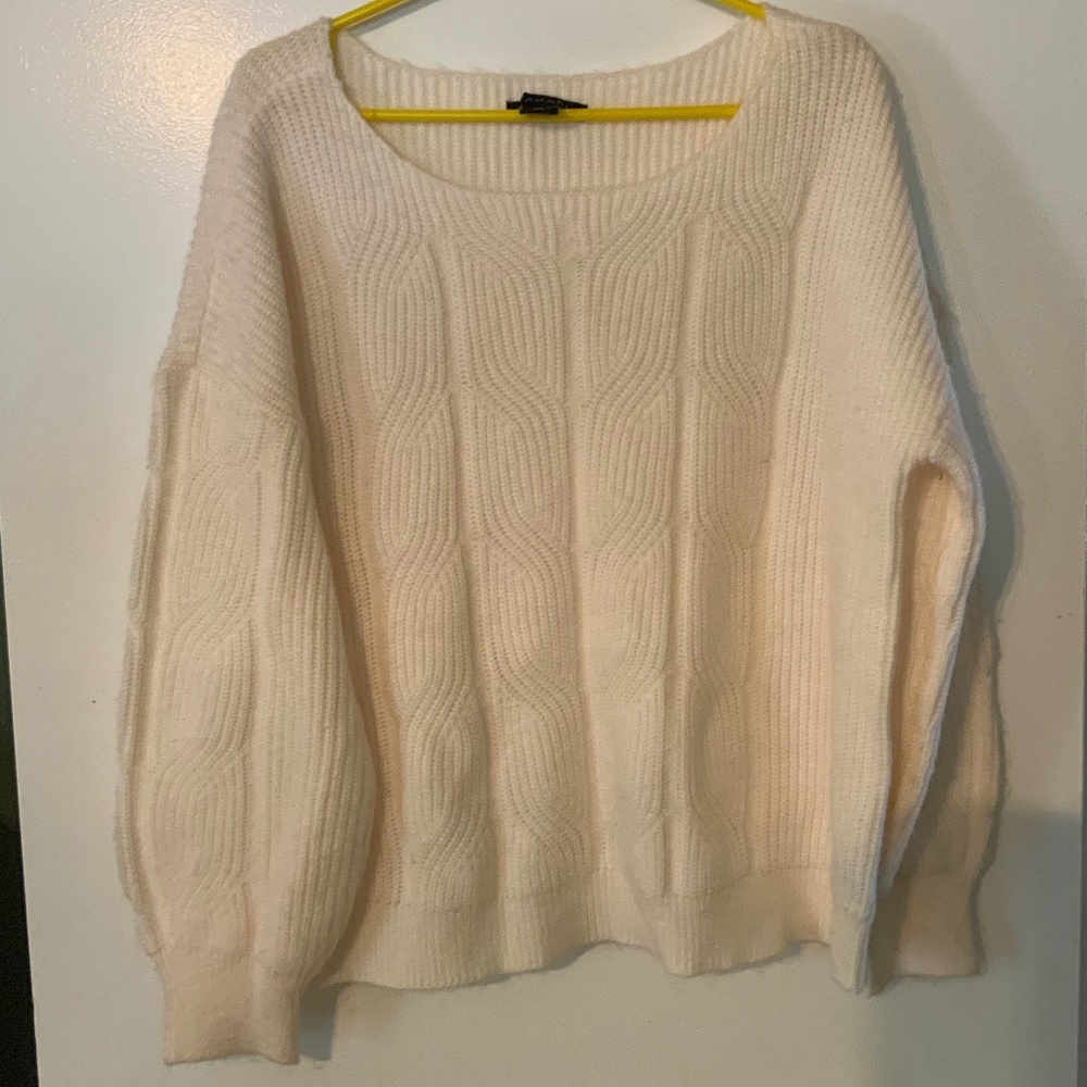 Tahari cream colored sweater, size XL